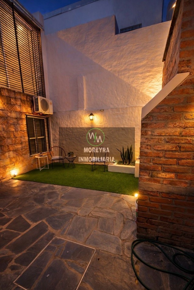 VENDO CASA CALLE FELICIANO A METROS DE YRIGOYEN